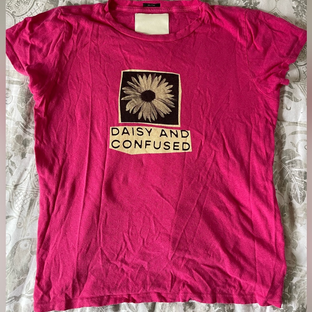 NWOT MOTHER Pink T-shirt
L
Daisy and Confused
Never Worn